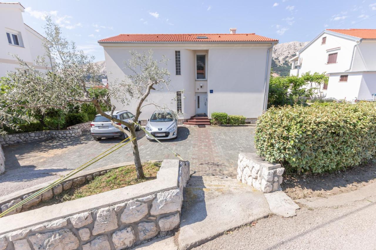 Apartments With Terrace Baška Eksteriør bilde