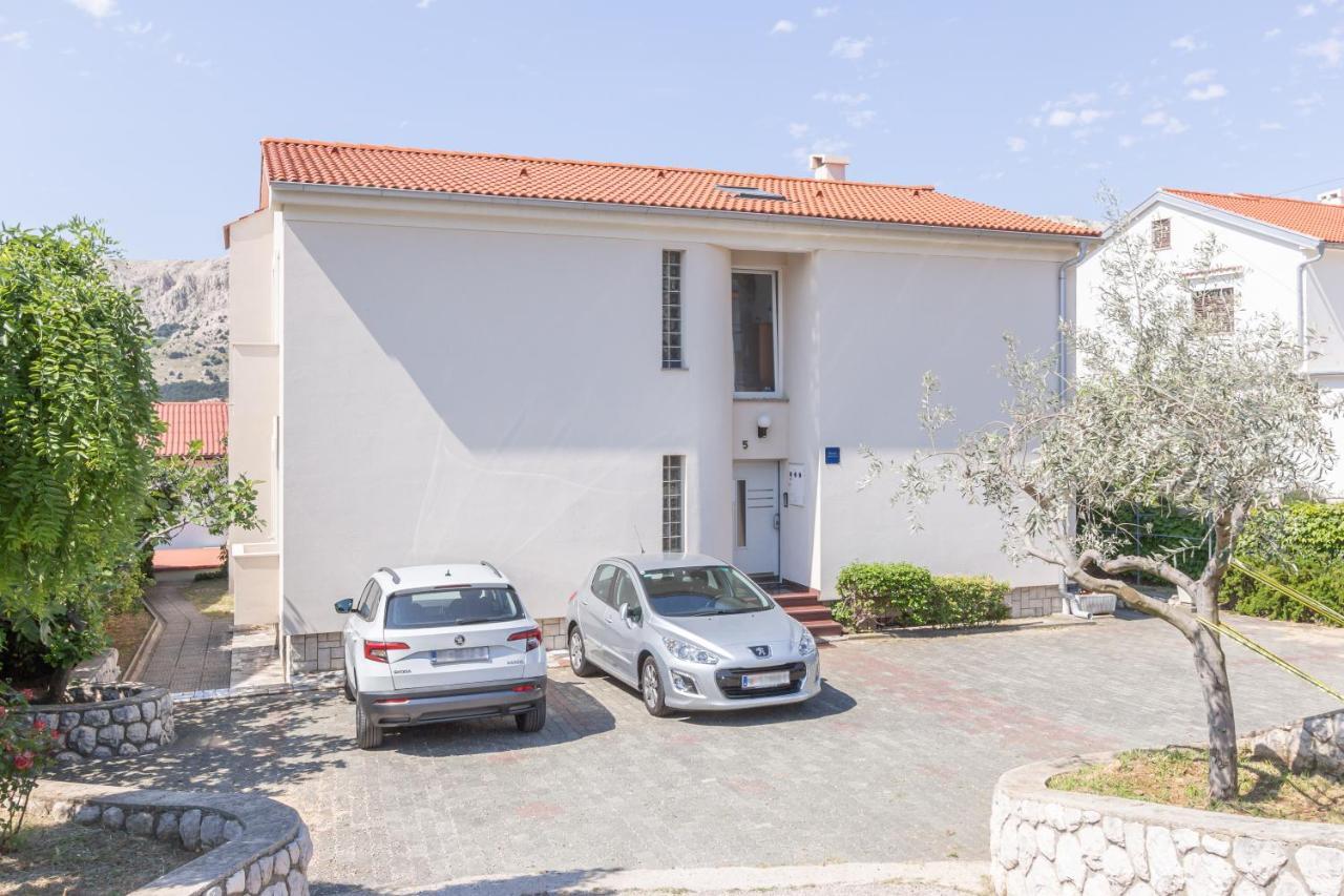 Apartments With Terrace Baška Eksteriør bilde